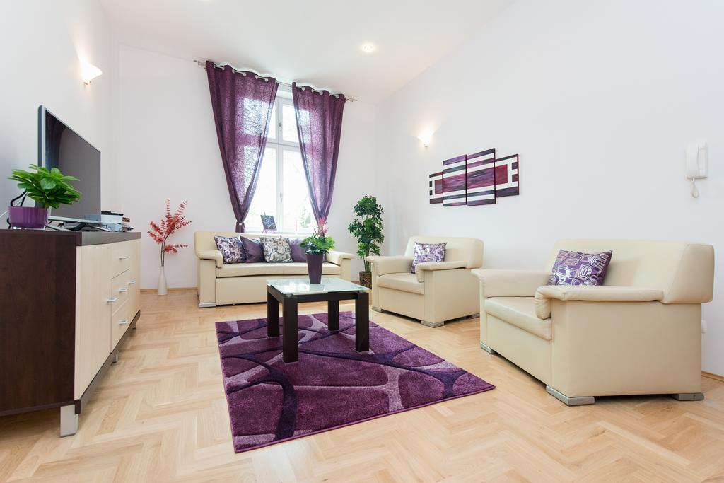 Neo Apartments كراكوفيا الغرفة الصورة